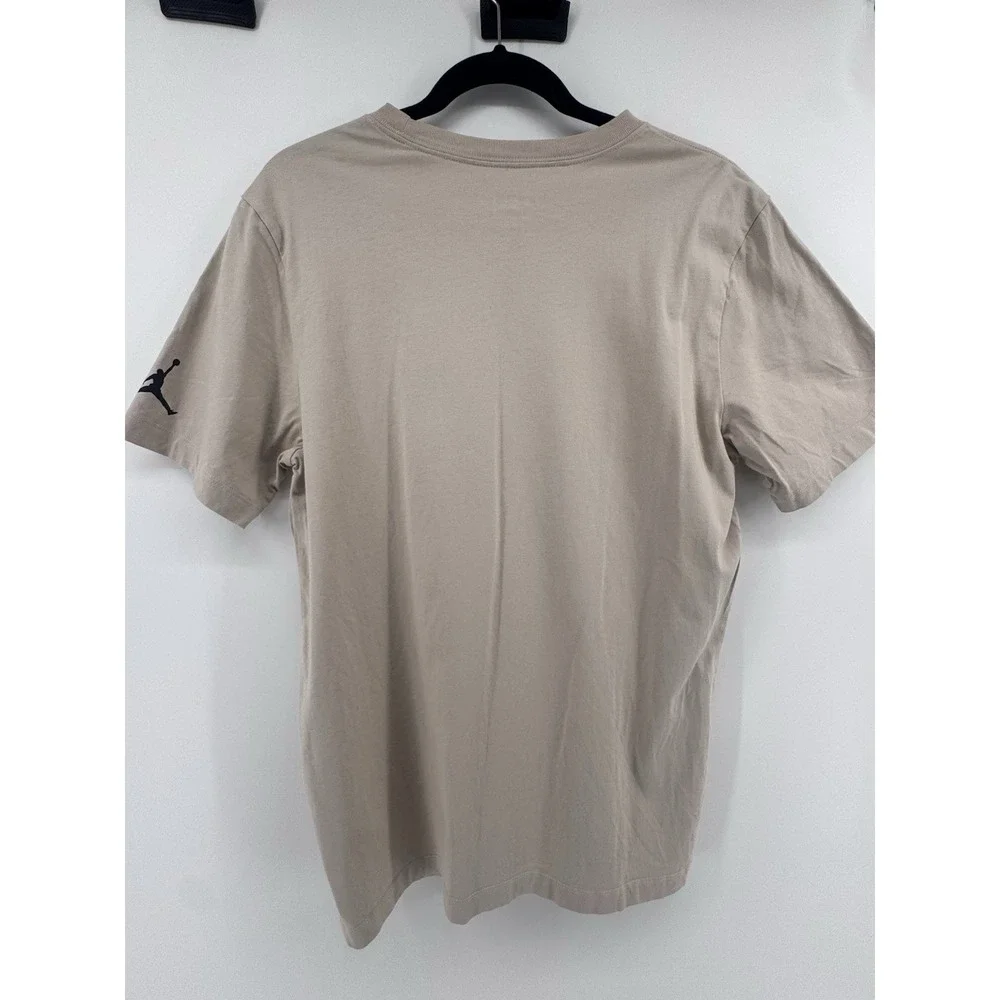 Jordan Shirt Mens Large Beige Plaid Graphic Tagless Crewneck Jumpman Tee